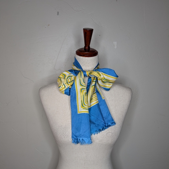 Vintage‎ Yellow Blue and White Mod Oblong Scarf - Picture 8 of 13